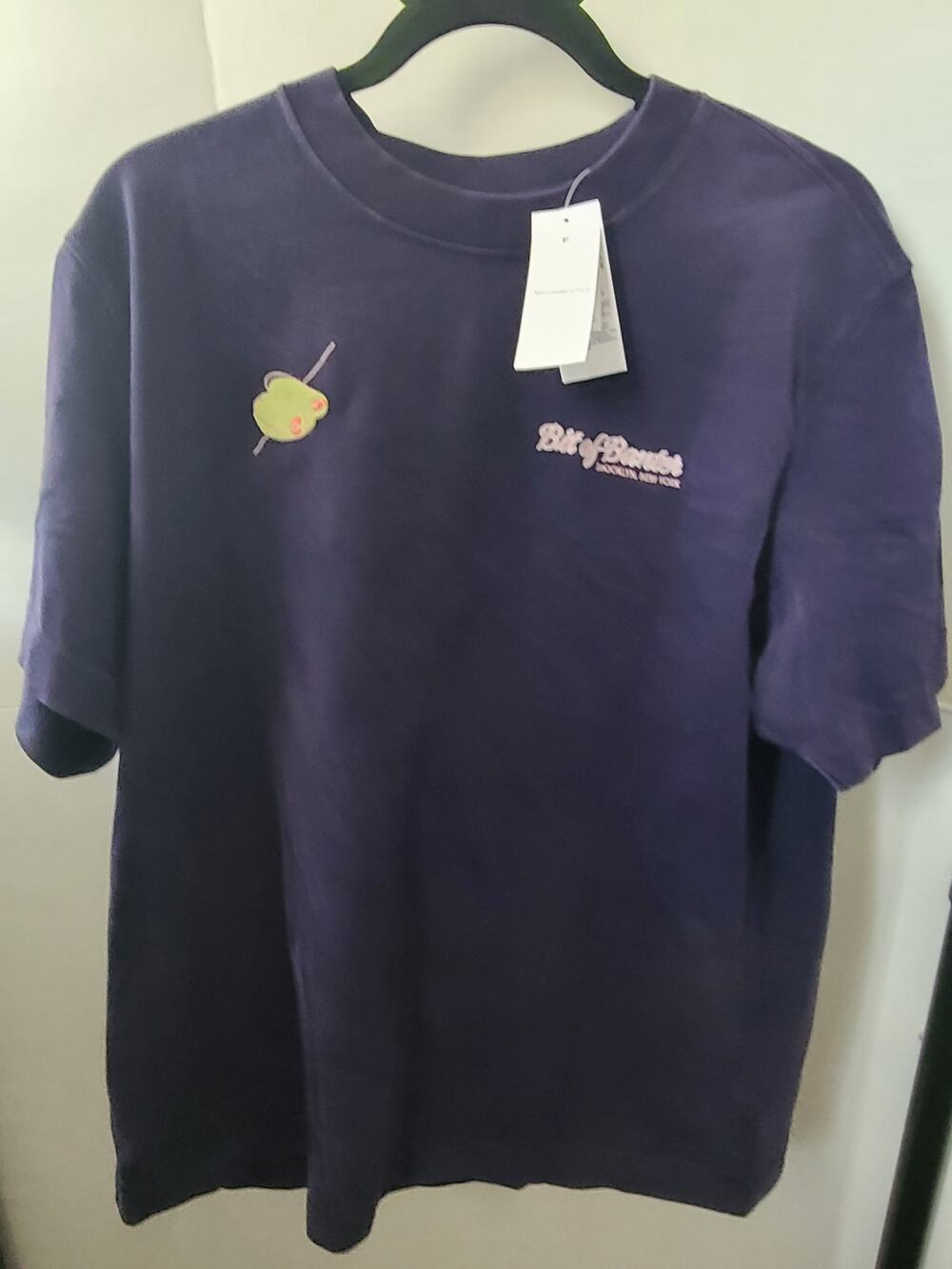 Abercrombie & Fitch “Bit of Banter” Cocktail Bar Graphic T-Shirt – New With Tags